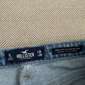 Hollister mom jeans